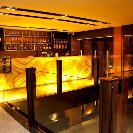 Pietra Bangkok Hotel Luaran gambar