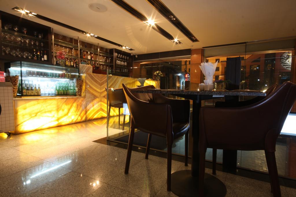 Pietra Bangkok Hotel Luaran gambar