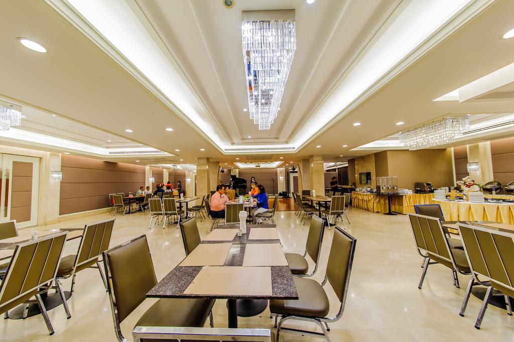 Pietra Bangkok Hotel Luaran gambar