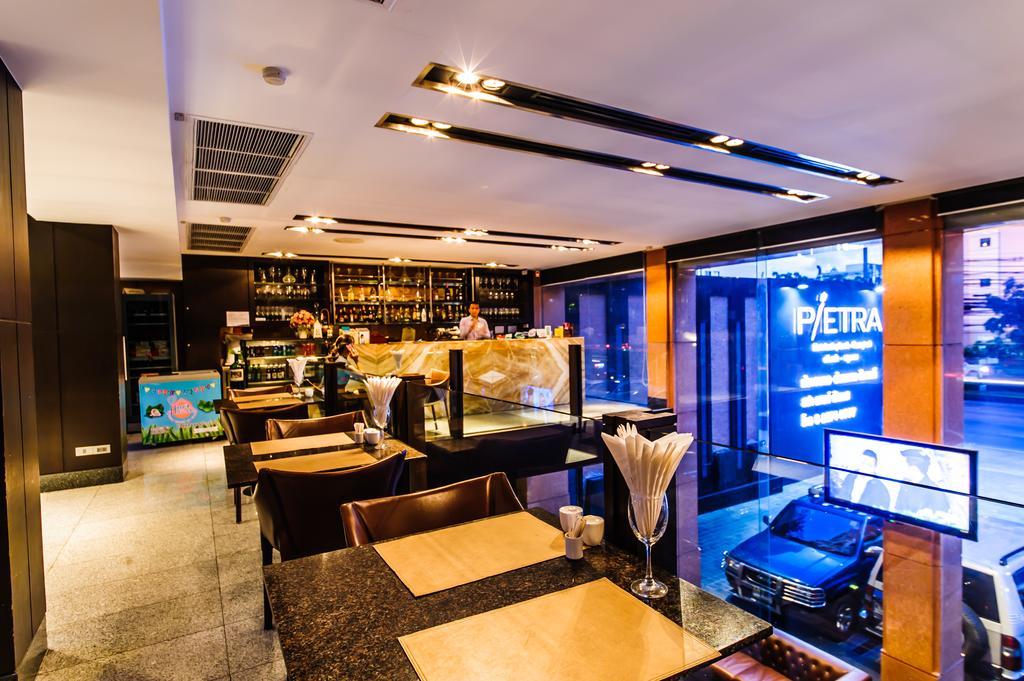 Pietra Bangkok Hotel Luaran gambar