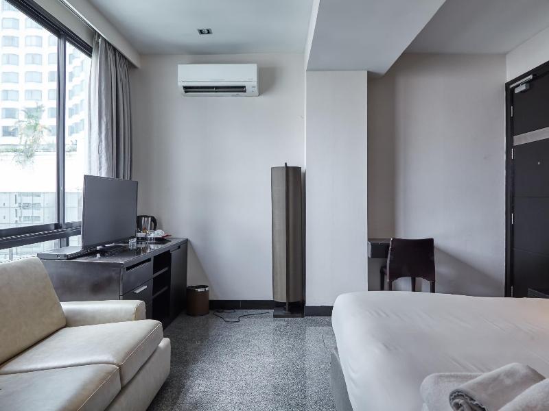 Pietra Bangkok Hotel Luaran gambar