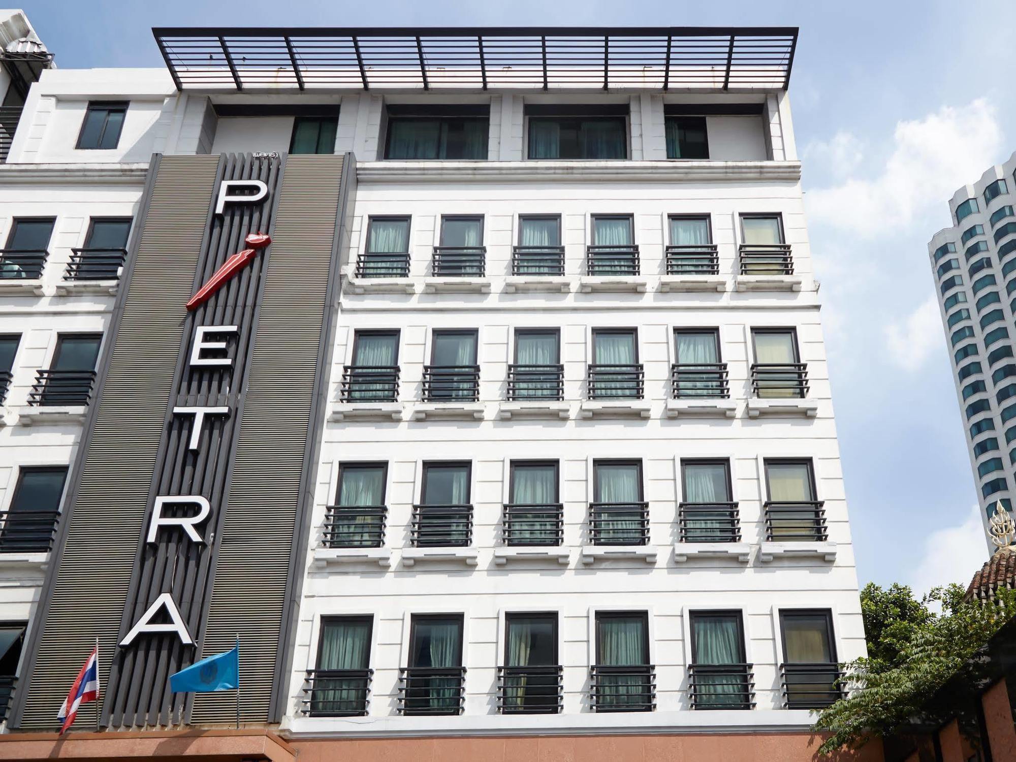Pietra Bangkok Hotel Luaran gambar