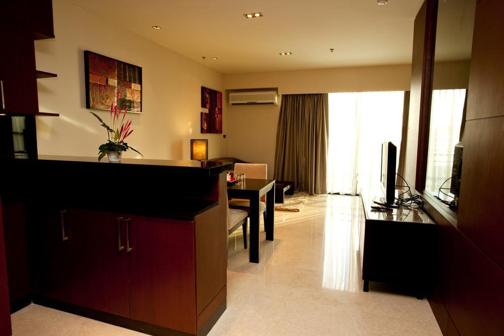 Pietra Bangkok Hotel Luaran gambar